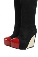 ������ Moschino Love