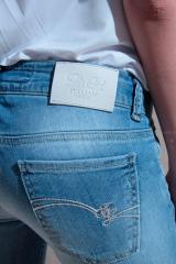������� Fly Girl