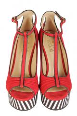 ����� Moschino love